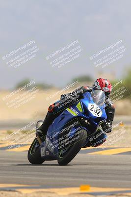 media/Sep-30-2023-SoCal Trackdays (Sat) [[636657bffb]]/Turn 15 (1120am)/